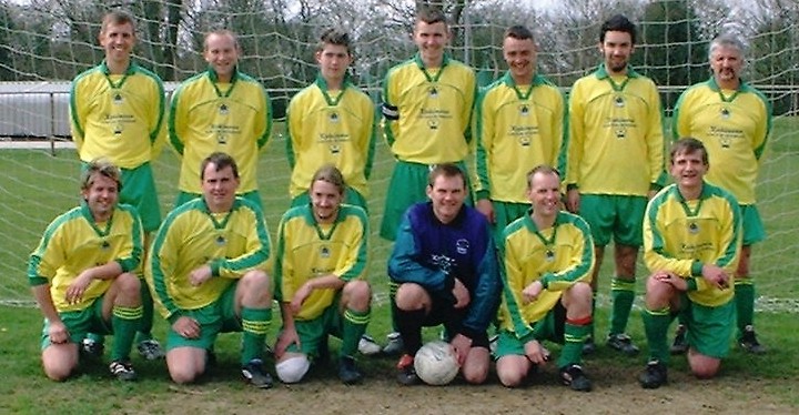 Guildford City Weysiders B 2003-4